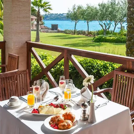 Hotel Blau Privilege Porto Petro Beach & 5*